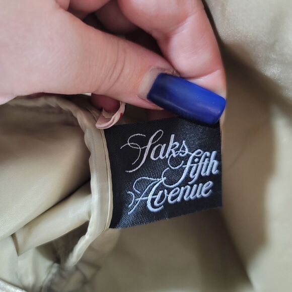 Saks Fifth Avenue Metallic Gold Shopping Tote or Shoulder Bag - Picture 9 of 16